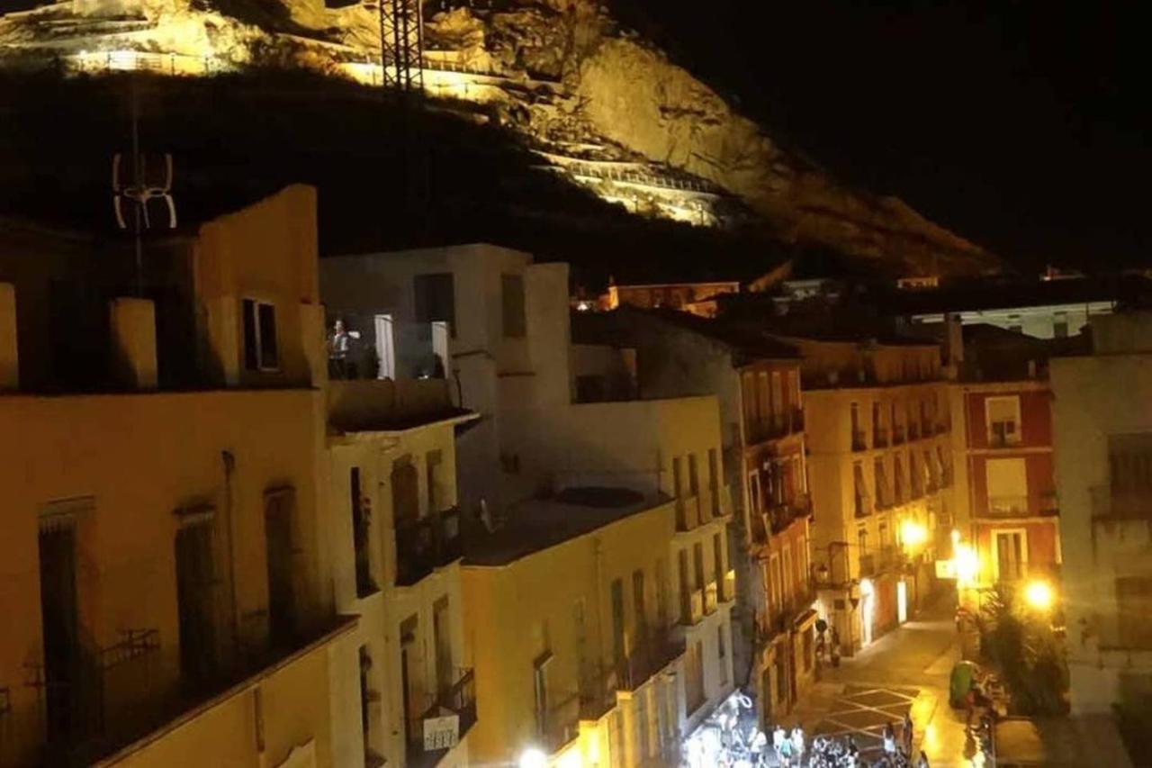 Alc - Stylish Studio With Fantastic Terrace, Old Town لقنت المظهر الخارجي الصورة